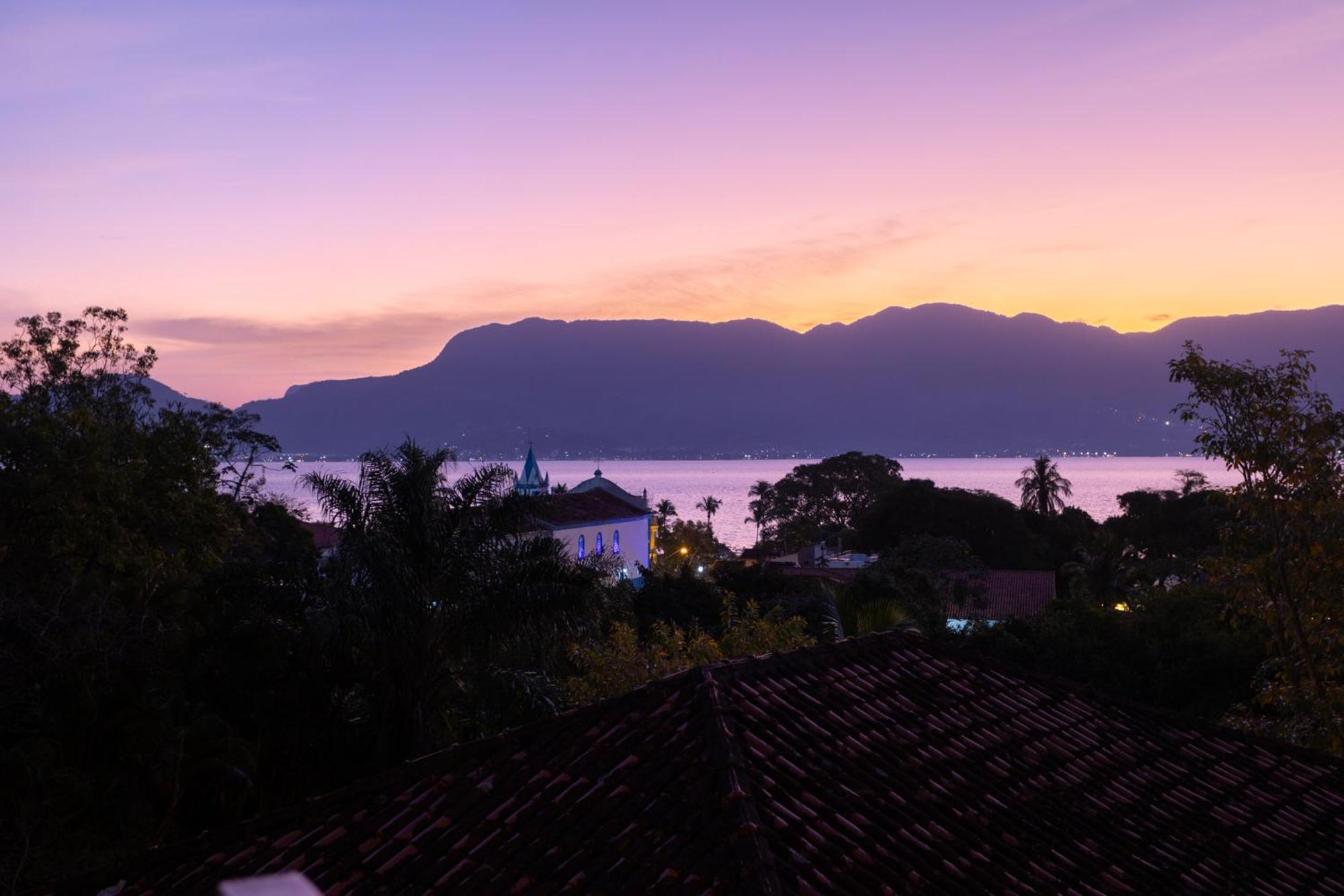 Hostel Da Vila Ilhabela Exteriör bild